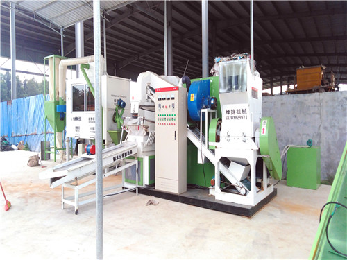 ��ʽ�s���~�יC(j��)�����F(xi��n)��(ch��ng)����ʽ�~�יC(j��)���_���b���E